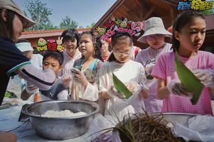 队记：在篮网进行完客场之旅之前 本-西蒙斯的伤情不会更新